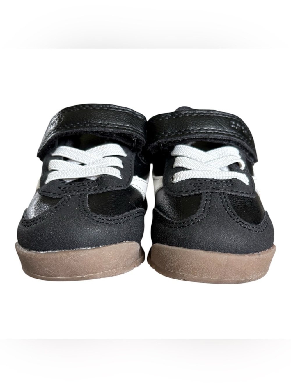 Carter's Classic Black/White Hook & Loop Low Top Sneakers US 5